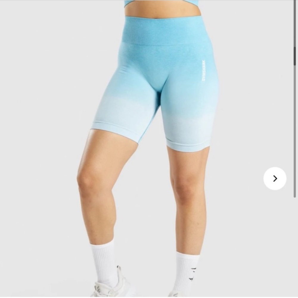 ADAPT BLUE OMBRÉ SEAMLESS SHORTS Gymshark